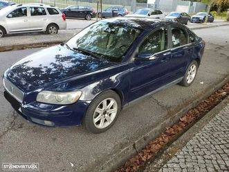 volvo s40 2.0 d nível 1