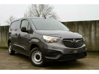 ② opel combo 1.5 diesel 3 zit - airco - cruise- btw aftrekbaar — camionnettes & utilitaires — 2ememain