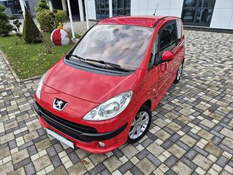 peugeot 1007 1,6 hdi **allure**dig.klima**alu**pdc**reg 1 god**, 2009 god.