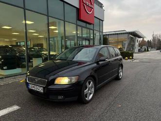 volvo v50 2.0 d summum