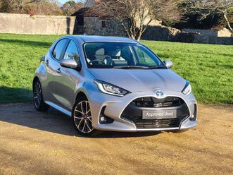 toyota yaris excel hatchback's 1.5 vvt-h excel e-cvt euro 6 (start/stop) 5dr