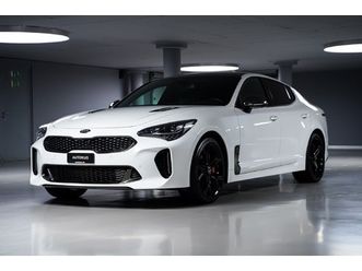 stinger 3.3 t-gdi gt automat awd