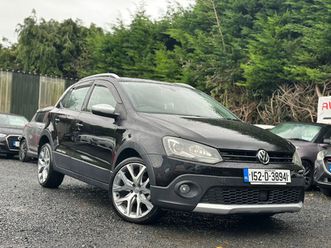 vw cross- polo 2015 1.2 automatic only 14k miles