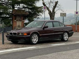 serie 7 e38 v8 manuale