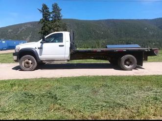 2008 dodge 5500 with flatbed