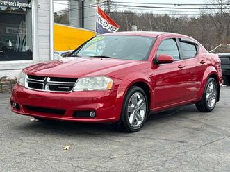 used 2011 dodge avenger lux