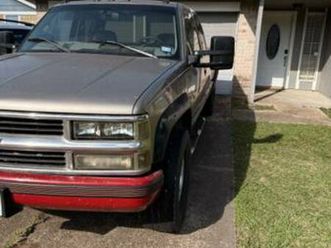 1998 silverado k2500 ext. cab longbed