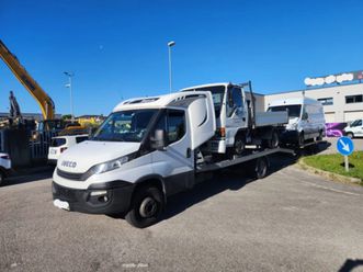 iveco daily isuzu npr 3.5t ед.каб дв.гума 3.0l km реални клима