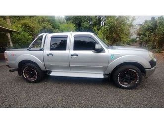 tropivan xlt 3.0 pse 4x4 tb dies.