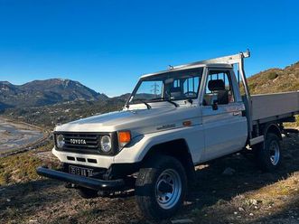 toyota land cruiser hzj 75 serie 7