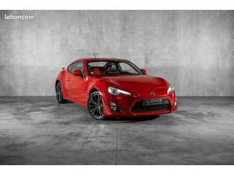 toyota gt86 200 ch - boite manuelle - rouge ruby - audio jbl - sièges cuir & alcantara - carnet & suivi complet