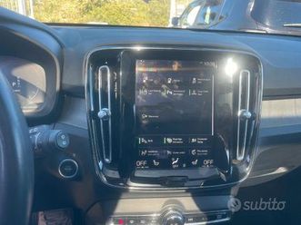 volvo xc 40 recharge plug-in hybrid awd inscriptio