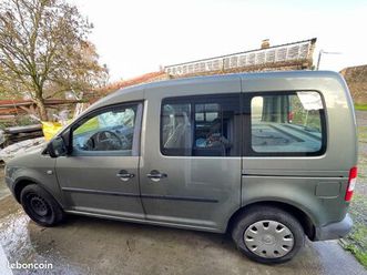 volkswagen caddy life 1.9 tdi 105 – 5 places – vert métallisé
