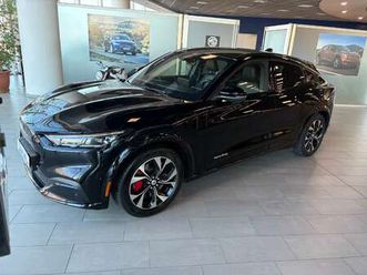 mach-e stdrange 72kwh/269c awd tech p.