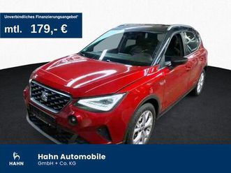 seat arona 1.5tsi dsg fr acc ahk beats cam led navi