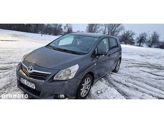 toyota verso 2.2 d-cat life