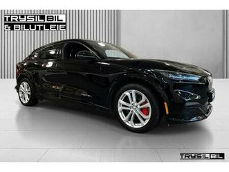 long range awd /pano/led/navi/dab/b&o/kamera/acc/++