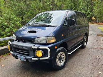 1994 mitsubishi delica spacegear 5 spd 4wd turbo diesel 60k miles!