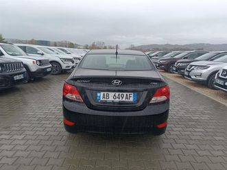 hyundai accent 1.6 nafte automatik