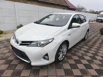 toyota auris 1.8 hsd icon (automata)