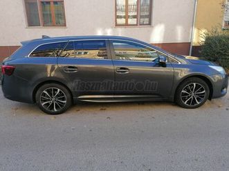 toyota avensis touring sports 2.0 d-4d active