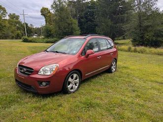 2008 kia rondo ex