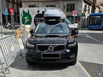 volvo xc40 1.5 t2 momentum core auto