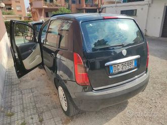 lancia musa 2007 platino