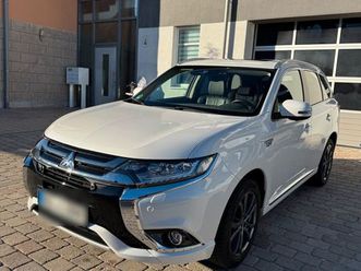 mitsubishi outlander 2.0 4wd plug-in hybrid
