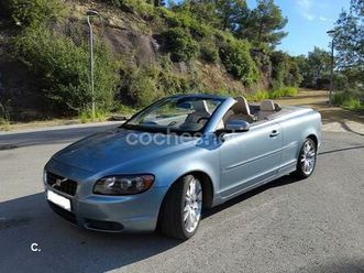 volvo c70 2.4i momentum auto