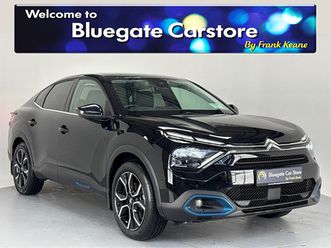 ami ec4 **bluetooth connectivity**reverse camera**parking sensors**half leather heated seats**heated steering wheel**cruise control**digital dash**wireless phon