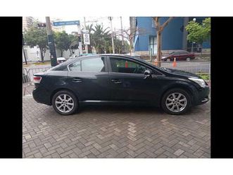 toyota avensis 2010 impecable automático gasolina