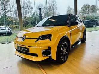 renault r5 r 5 iconic 150pk comfort range