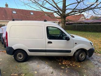 voiture utilitaire nissan kubistar