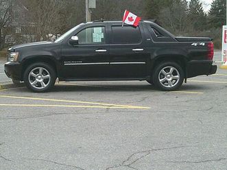 used 2011 chevrolet avalanche ltz crew cab 4x4