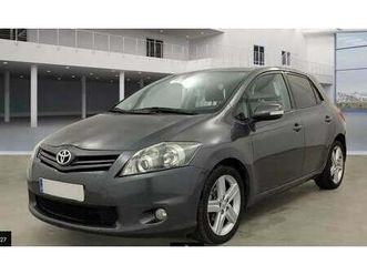 auris 1.4d-4d active