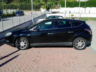 lancia delta 1.6 mjt silver