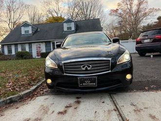 2012 infiniti m37x