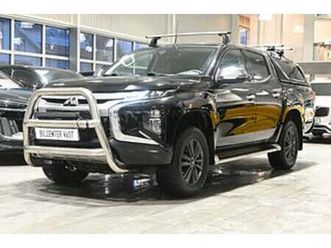 mitsubishi l200 dubbelhytt 2.2 di-d 4wd 150hk kåpa båge
