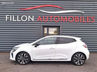 renault clio 5 techno e-tech full hybrid 145ch