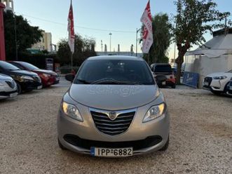 lancia ypsilon 2014