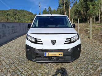 peugeot partner partner 1.5 bluehdi 3l pro outubro/24