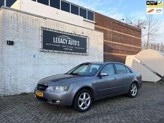 hyundai sonata 2.4 style - trekhaak - automatische airco - rijdt schakelt goed -