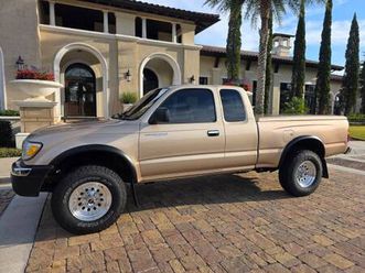 2000 toyota tacoma prerunner