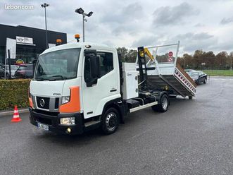 nissan nt500 polybenne ampliroll 106