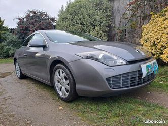 renault laguna 3 coupé 2010