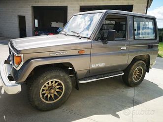 toyota land cruiser lj70
