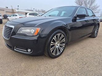 used 2014 chrysler 300 300s, leather, pano roof, htd seats, remote, bu ca