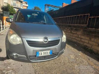 opel agila 1.2 16v anno 2010