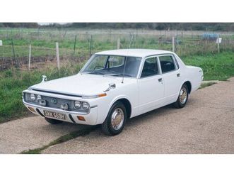 1971 toyota crown blanc manuel, 4 vitesses conduite à dro...